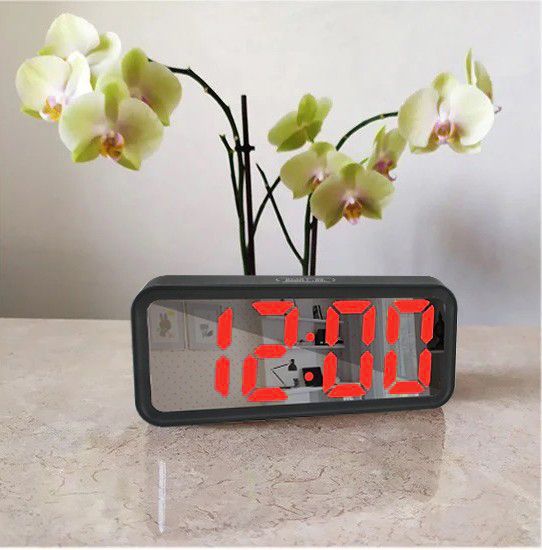 Зеркальные настольные LED часы с будильником и термометром DT 6508, чёрные с красной подсветкой 7455 фото