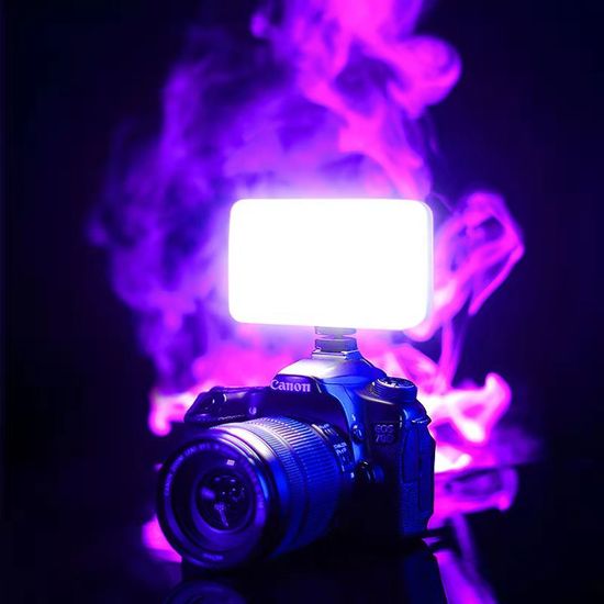Светодиодная RGB накамерная лампа, заполняющий свет для студии Andoer W140RGB | Цветная LED панель 7689 фото